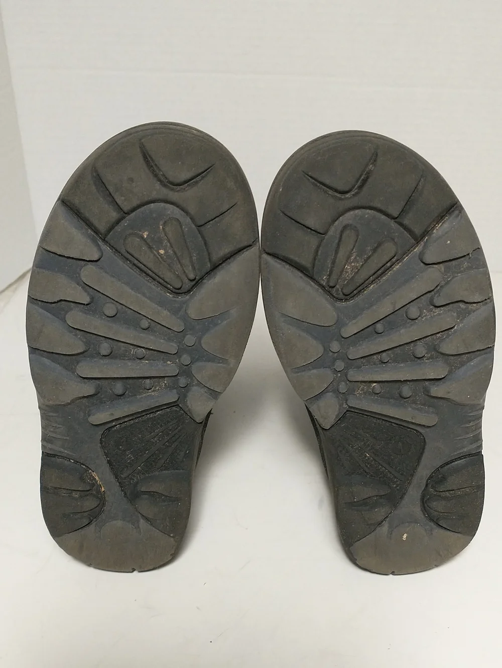 Kamik Winter Snow Boots, Size 1, Camouflage /Black, Removable Felt Liners